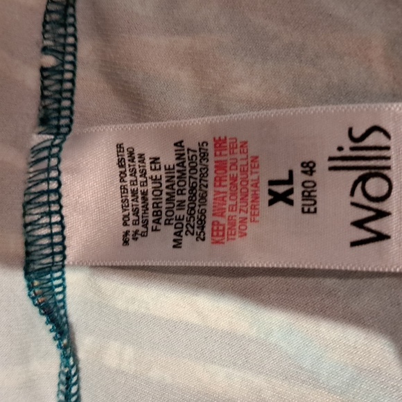 Wallis XL multicolored top 3/4 Sleeves European import from Roumania - Picture 4 of 4